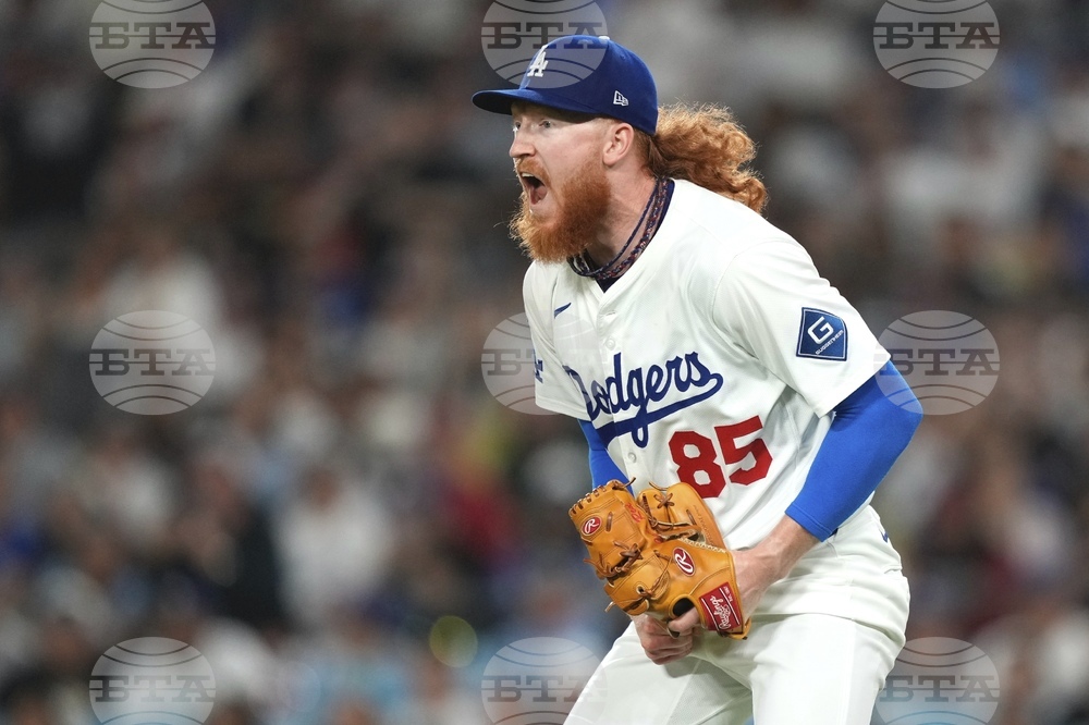 CORRECTION Diamondbacks Dodgers Baseball