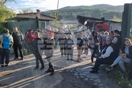 Бобов дол - "Чистота, озеленяване и благоустройство" - работници - протест