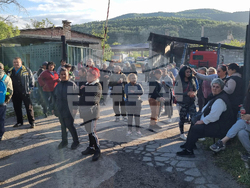 Бобов дол - "Чистота, озеленяване и благоустройство" - работници - протест