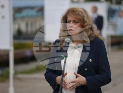 Национална програма „За жените в науката“ - изложба - откриване