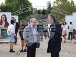 Национална програма „За жените в науката“ - изложба - откриване