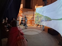 Обща експозиция на Венецианското архитектурно биенале в зала „Арсенале“. Снимка: Специален пратеник на БТА Ваня Сухарова