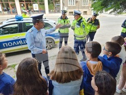 Кюстендил - ученици - кампания „Безопасно лято“