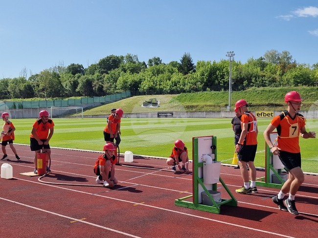 Ученици от област Разград премериха сили в състезание на противопожарните отряди