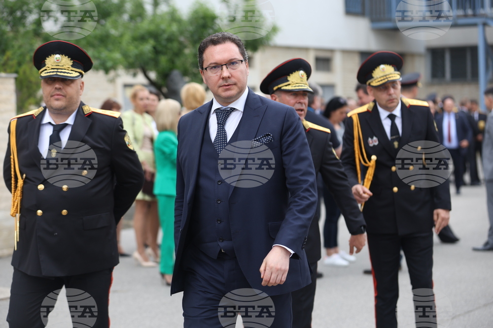 Даниел Митов - изявление