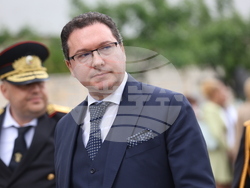 Даниел Митов - изявление