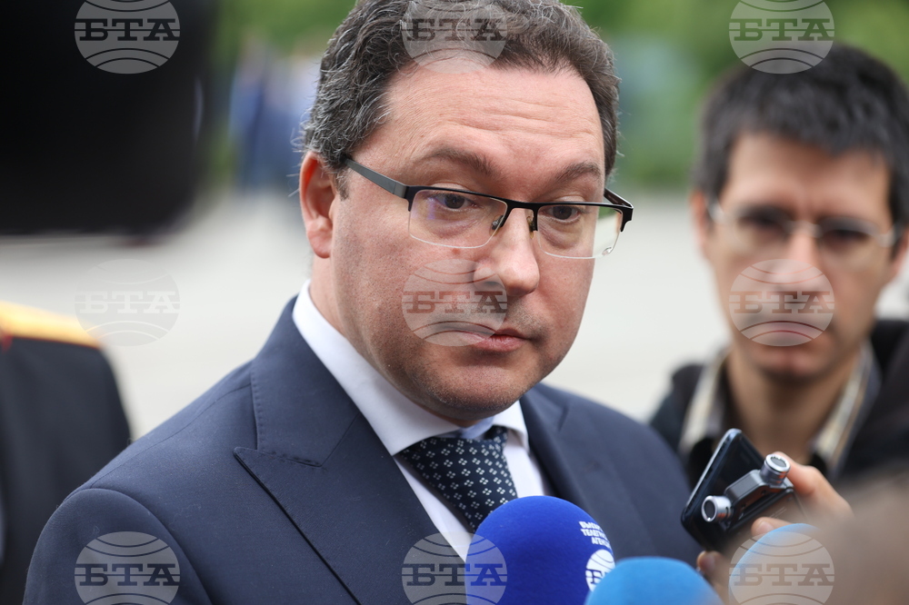 Даниел Митов - изявление