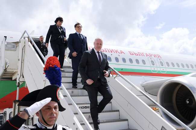 МС: Министър-председателят Росен Желязков пристигна в Рим