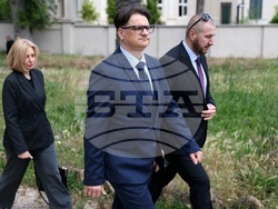 Италия - Ватикана - Росен Желязков - паметник на Капитан Петко войвода - венци