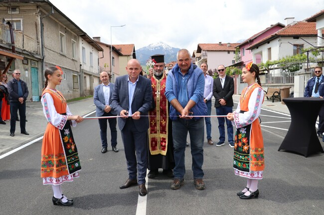 Улица „Солун“ в Банско с нов облик