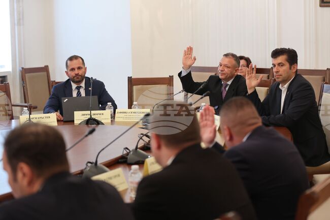 Комисията по европейските въпроси в НС прие на първо четене промени в Закона за железопътния транспорт, свързани с транспониране на евродиректива