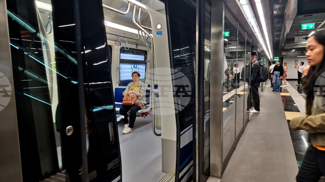 Новото метро в Солун спира работа за цял месец за тестове на първото му разширение