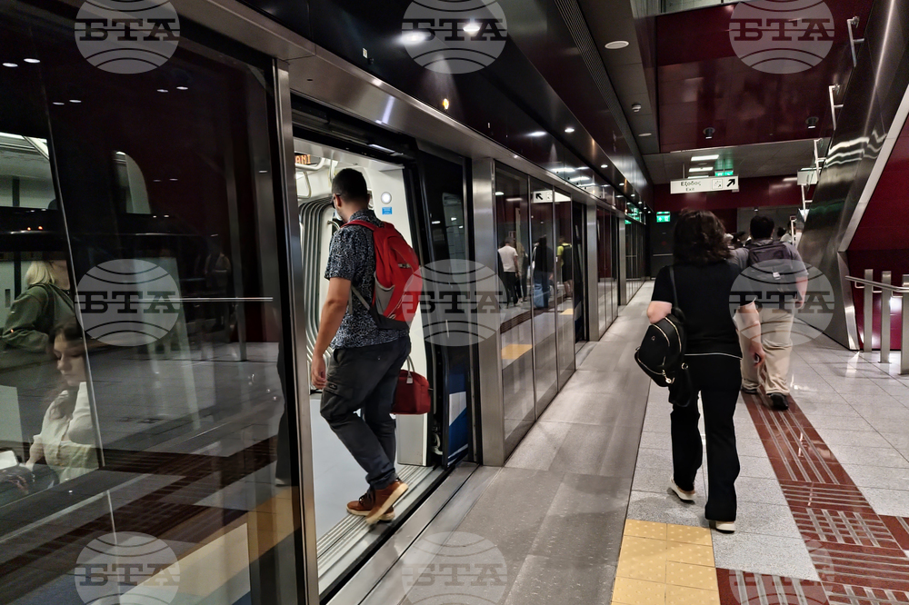 Метрото в Солун отново работи след почти едномесечно спиране заради тестове