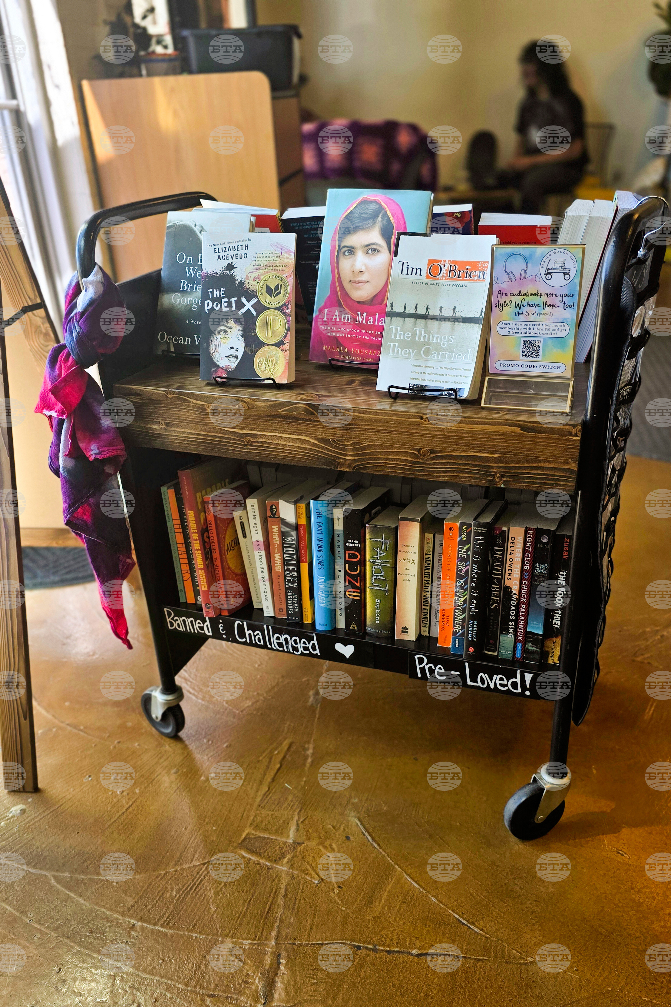 Books Independent Wave