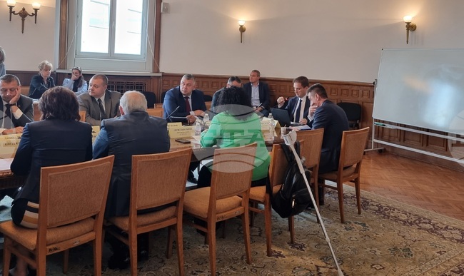 Комисията по земеделието, храните и горите прие промени в Закона за водите, свързани с напояването 