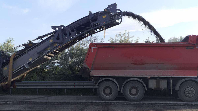 На 3 и 4 юли движението в участък от път Стара Загора - Димитровград ще е двупосочно в една лента поради ремонт на настилката