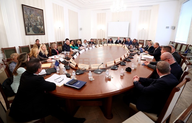 Народно събрание - Комисия по околната среда и водите