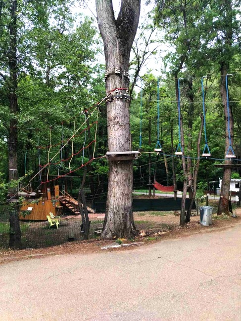 Община Благоевград: Временно спира работа вторият кръг на Въжен парк „Бачиново“ заради ремонт, първият продължава да работи