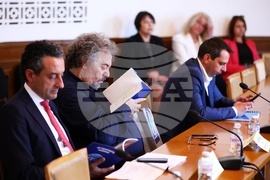 Парламент - Комисия по културата и медиите - заседание