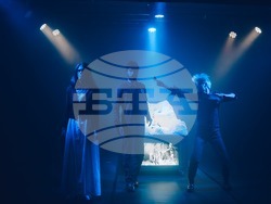 Снимка: Драматичен театър „Борис Луканов“ – Ловеч