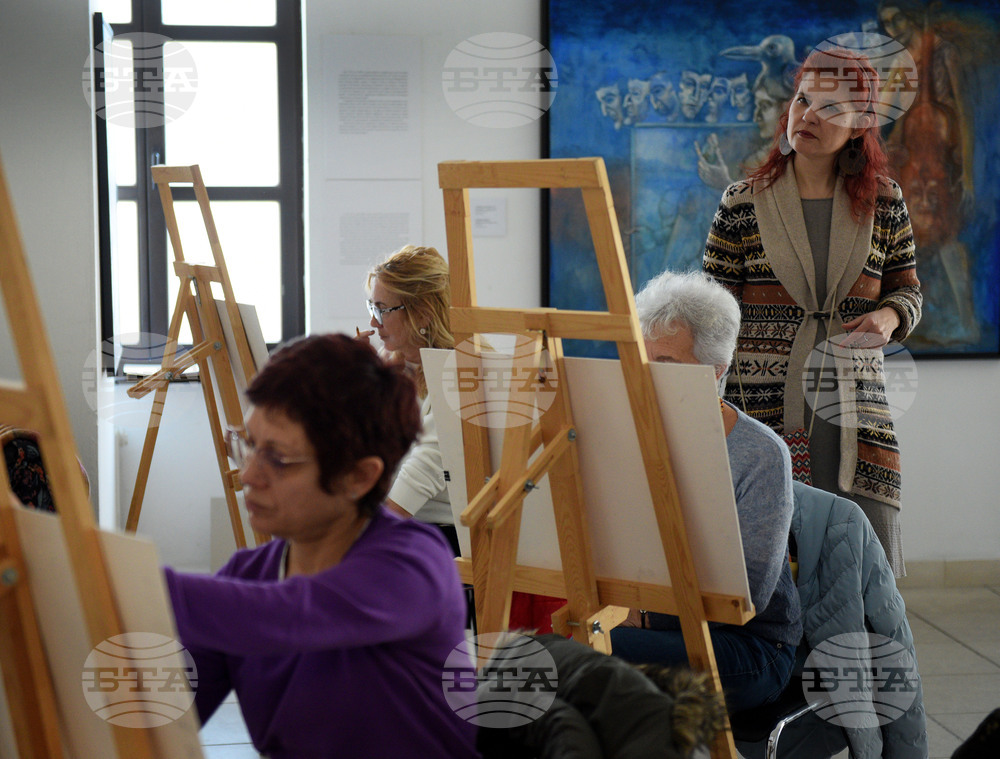 Варна - „Въведение в графичното изкуство" - образователна програма