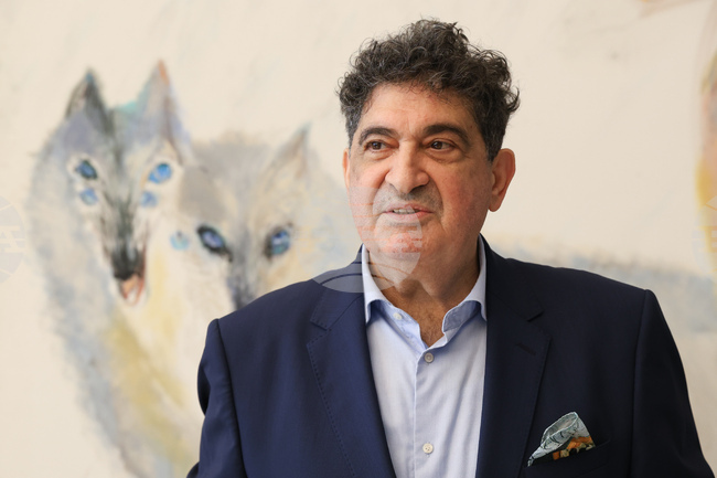 Греди Асса - „Вчера, днес, утре“ - изложба