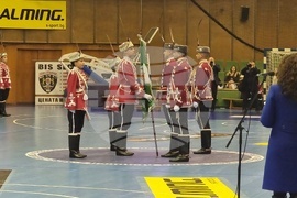 Габрово - гвардейски отряд - ученически духов оркестър - знаме - церемония