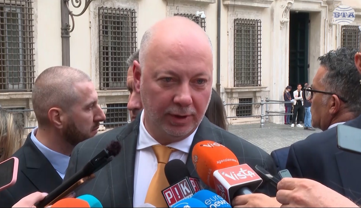 Трябва да увеличим стокооборота с Италия, амбицията ни е да започнем сериозна работа по инфраструктурни проекти, каза Росен Желязков