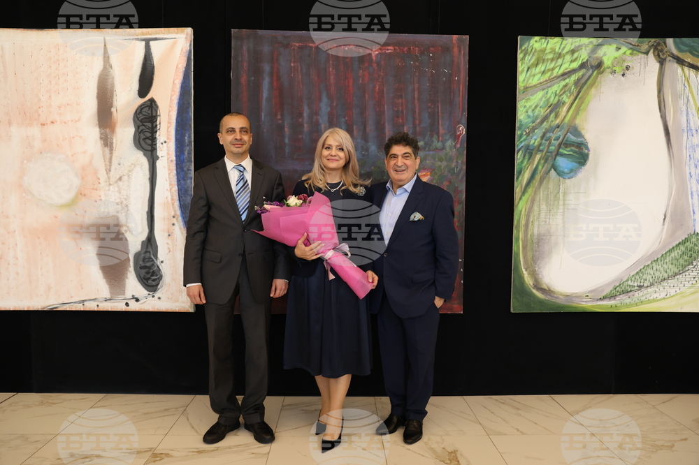 Греди Асса - „Вчера, днес, утре“ - изложба