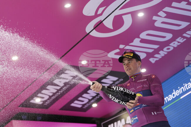 Датчанинът Мадс Педерсен постигна четвърта етапна победа в Обиколката на Италия