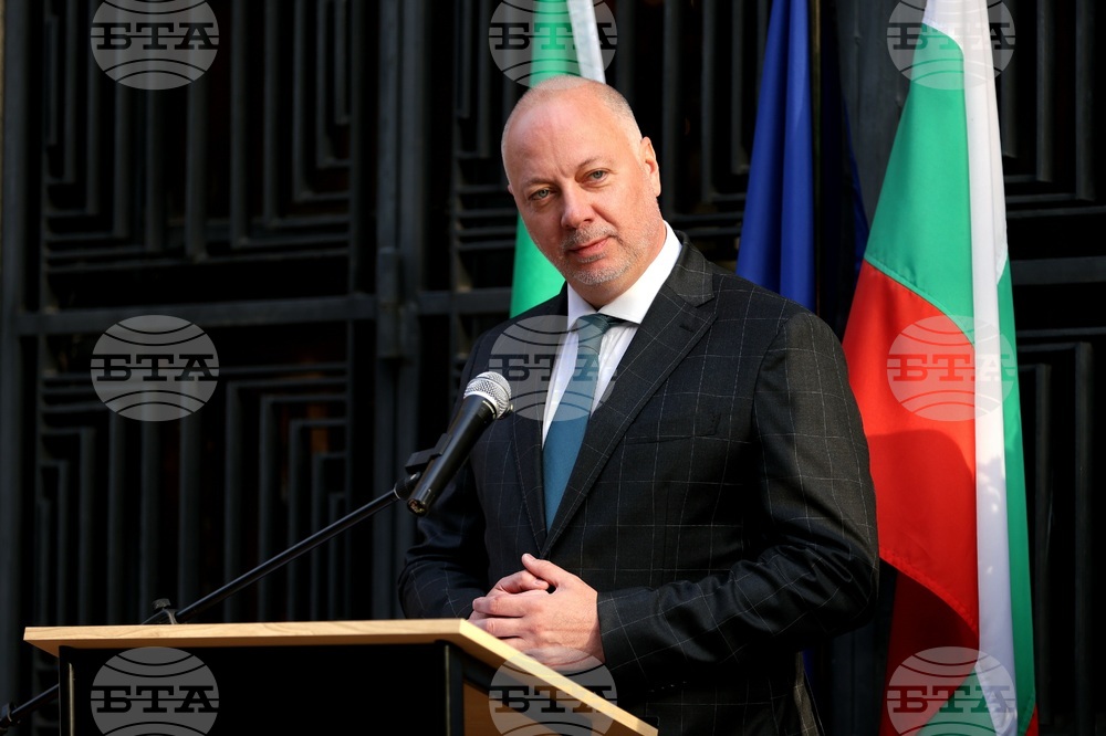 PM Zhelyazkov Greets Forum of Bulgarian Media Abroad