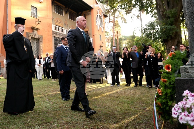 Празникът 24 май е повод да си припомним колко съществен е приносът на България към културното развитие на европейските народи, заяви Росен Желязков в Рим