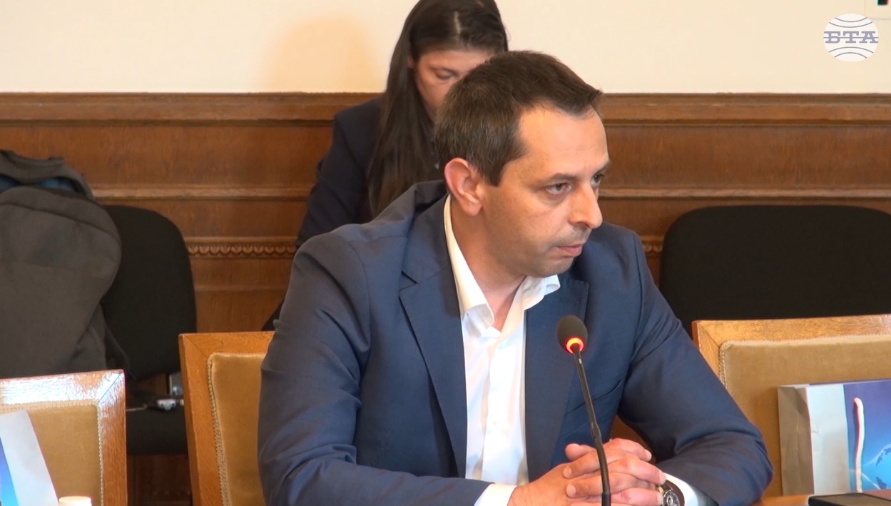 Поздравления за вашата позиция да не приемате финансиране, за да останете сравнително независими, каза Кирил Веселински за отчета на БТА