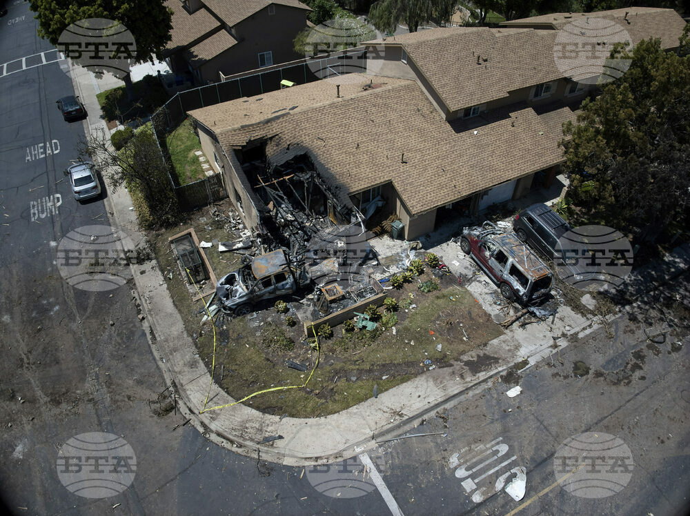 APTOPIX Plane Crash San Diego
