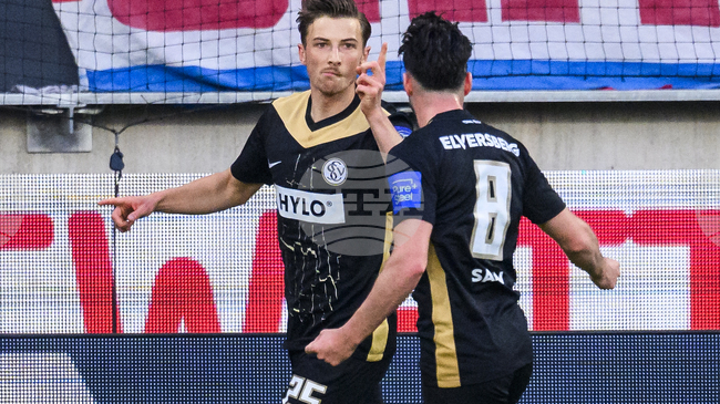 Елферсберг с национала Лукас Петков победи прекия си конкурент Падерборн и се изкачи на второ място във Втора Бундеслига