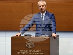 Народно събрание - заседание - Костадин Костадинов