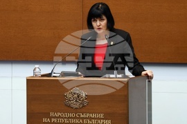 Народно събрание - заседание - Юлиана Матеева