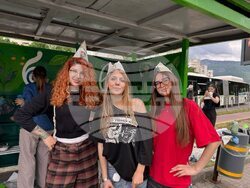 Ученици от 51-во Средно училище "Елисавета Багряна" в София преобразиха спирка на градския транспорт преди 24 май. Снимка: 51-во СУ