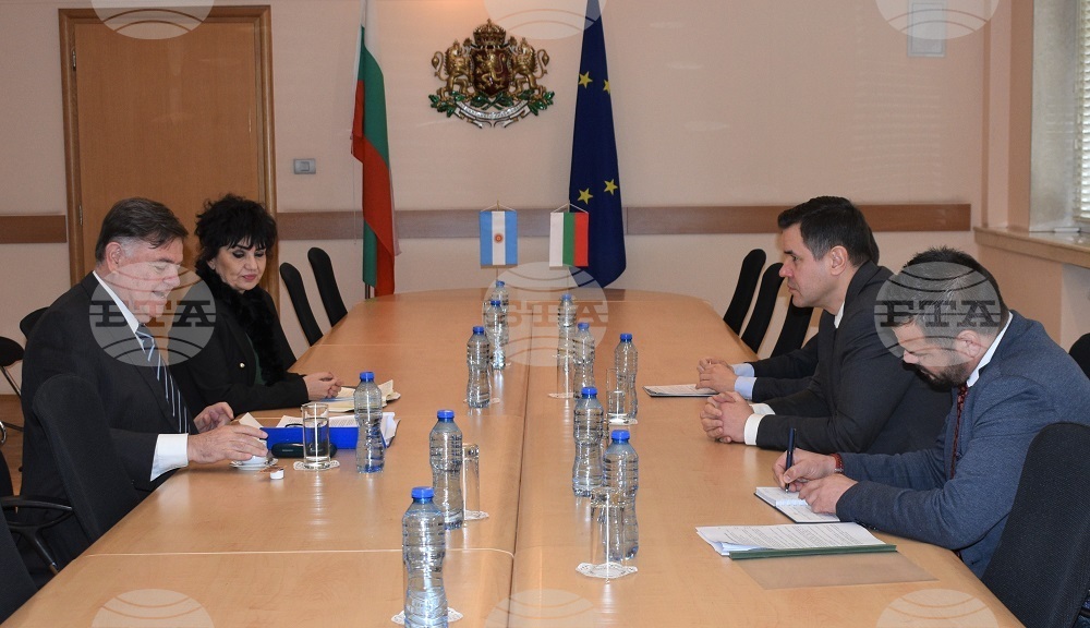 Argentina Plans Creation of Economic Hub in Bulgaria, Ambassador Alfredo Nestor Atanasoff Says