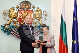 Румен Радев - дейци на културата и науката - награждаване