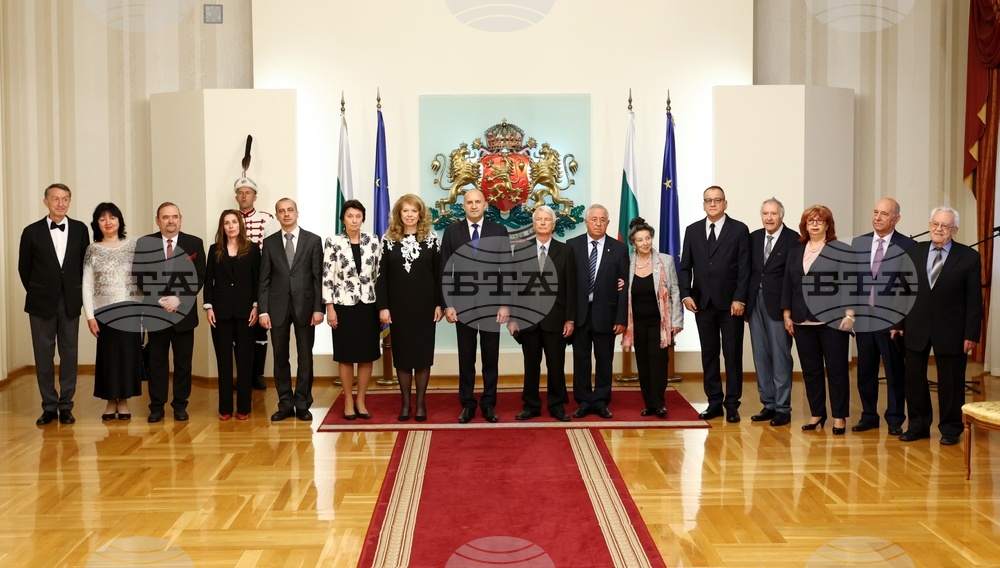President Rumen Radev Awards State Honours to Figures in Culture, Science