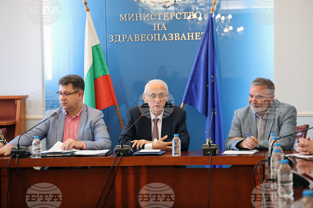 МЗ: 4 милиона българи ще могат да се изследват безплатно за рак на маточната шийка и дебелото черво