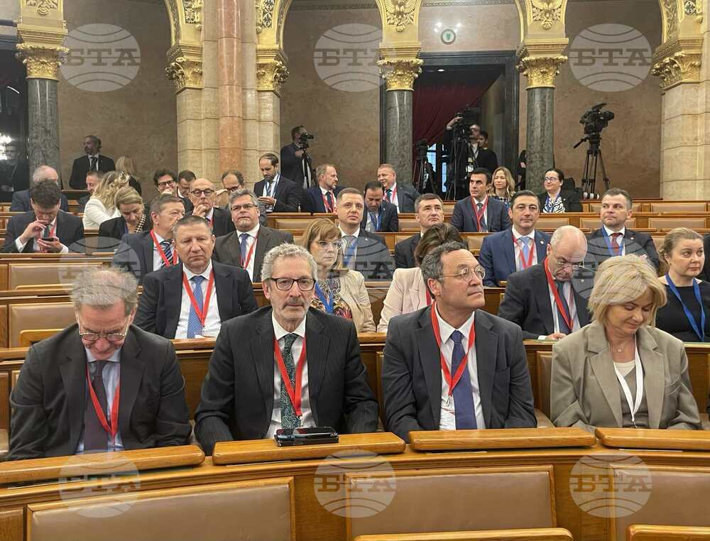 И.ф. главен прокурор Борислав Сарафов бе сред 25-те главни прокурори на страни членки на ЕС, участвали в Годишната конференция NADAL в Будапеща
