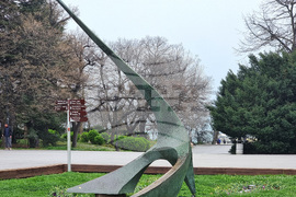 Варна - скулптури - градска среда