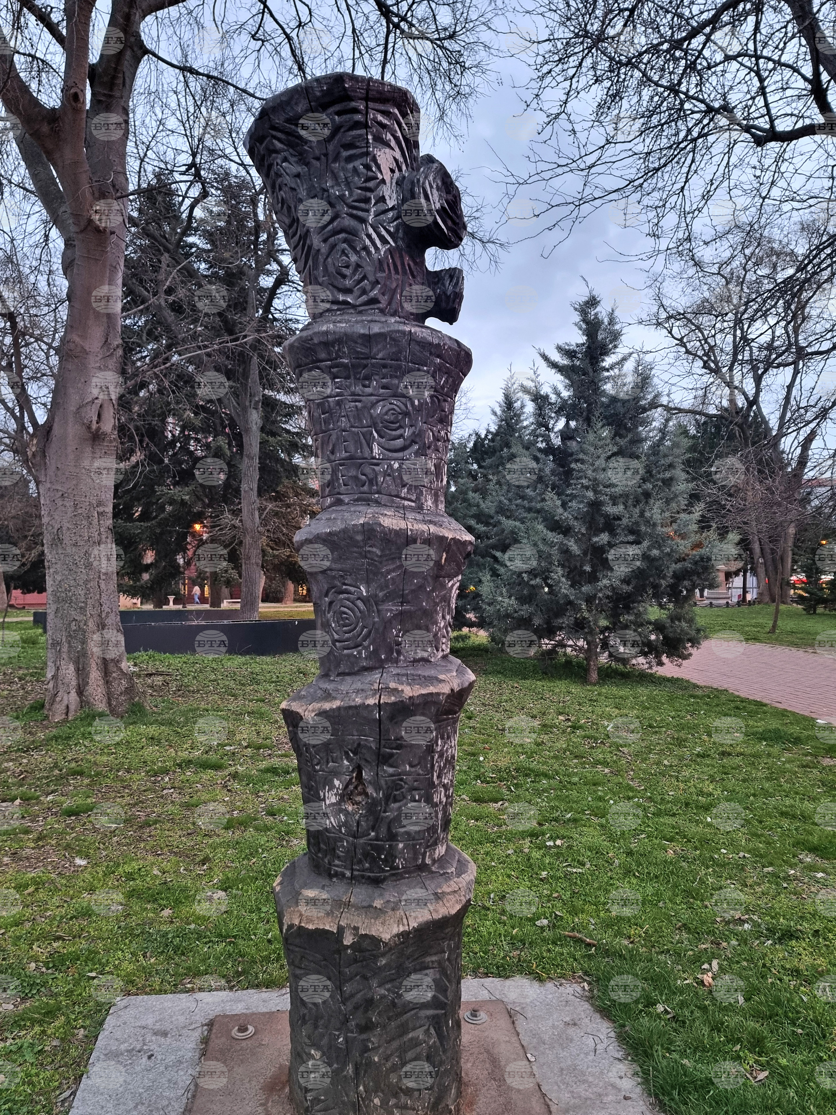 Варна - скулптури - градска среда