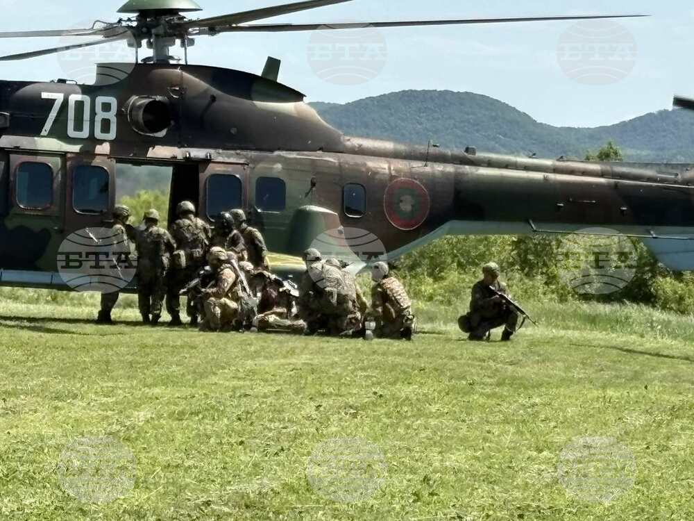Български и италиански военнослужещи проведоха съвместни подготовки