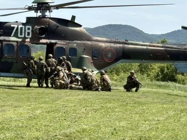 Joint Exercises of Bulgarian and Italian Military Personnel Held in Bulgaria