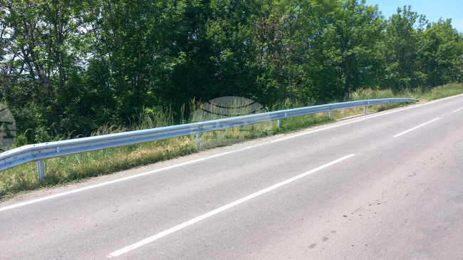 От 12 до 14 август поетапно ще се ограничава движението в една от лентите по пътя Гюешево - Кюстендил - Радомир