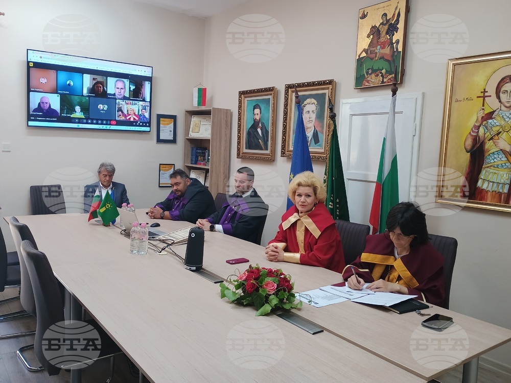 Академичният съвет на ВУАРР връчи награди за академични и научни постижения и изяви