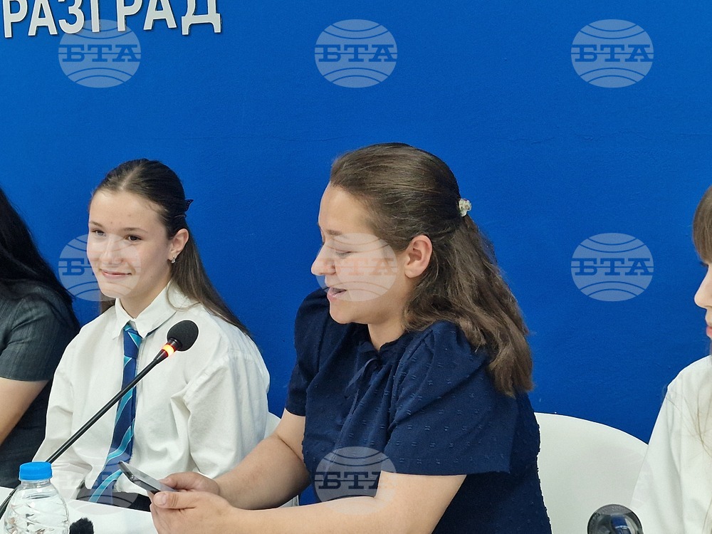 Националния пресклуб на БТА Разград - отличия - ученици